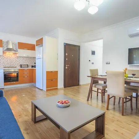 Apartamento Likya 1 *